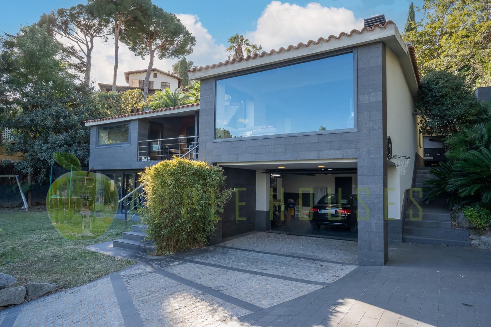 4 bedroom Villa for sale in Premia de Dalt with garage - € 1,149,000 (Ref: 8814694)