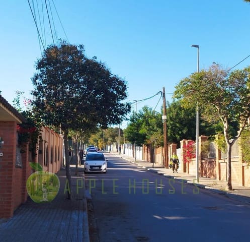 Bauplatz zu verkaufen in Vilanova i la Geltrú - 255.000 € (Ref: 8814697)