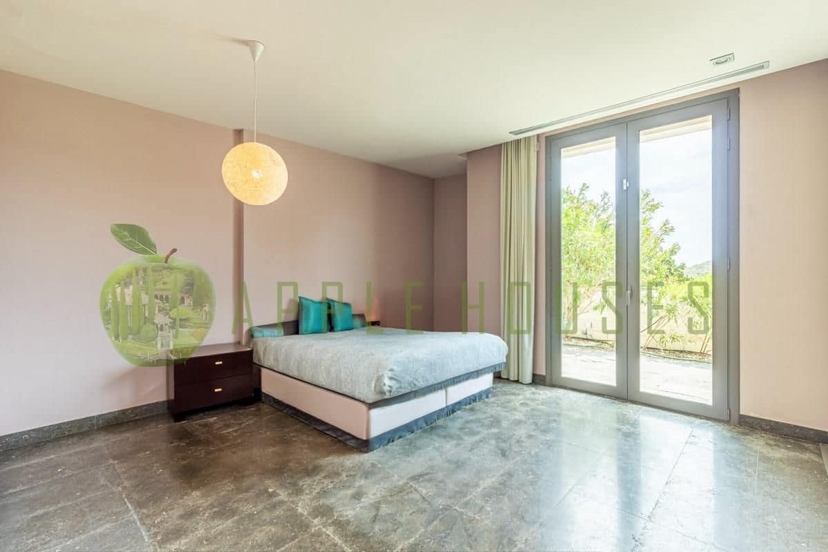 4 soveværelse Villa til salg i Sant Pere de Ribes med garage - € 1.095.000 (Ref: 8814703)