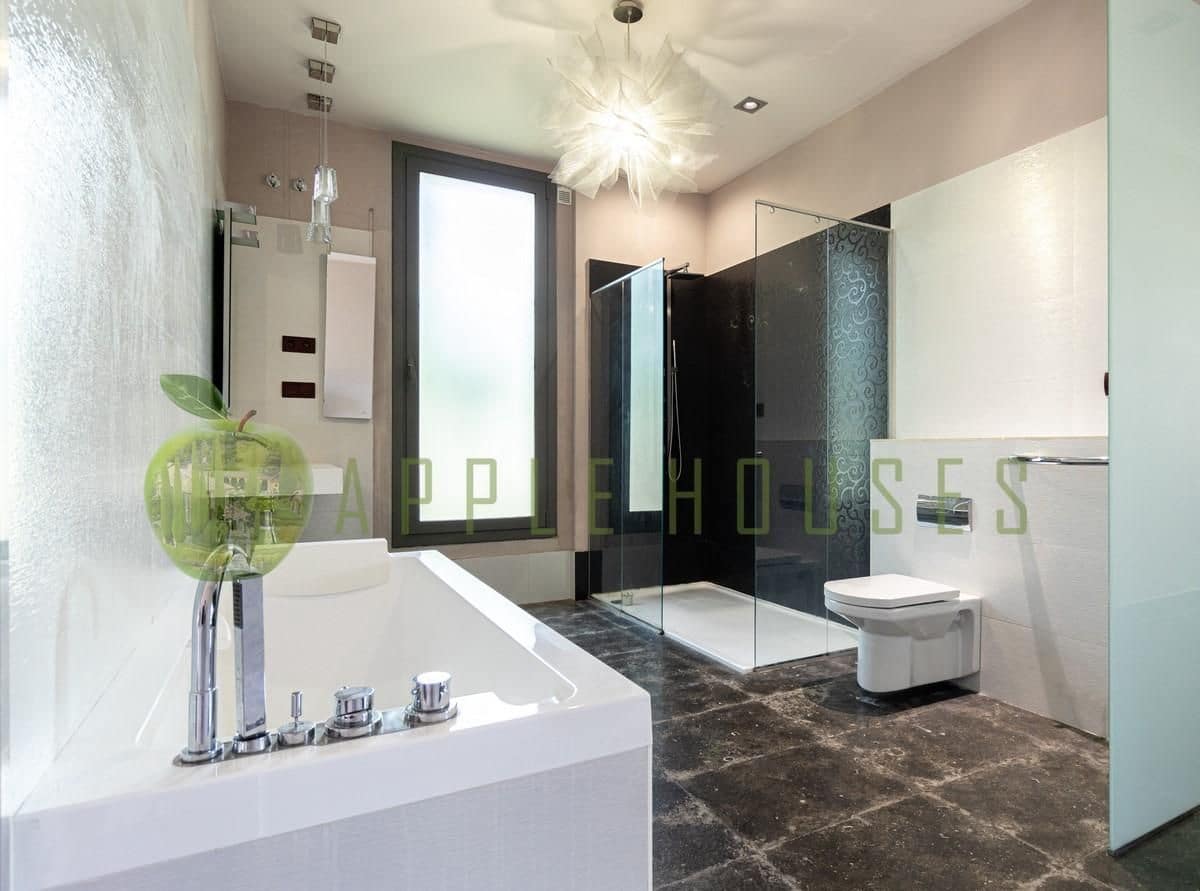 4 soveværelse Villa til salg i Sant Pere de Ribes med garage - € 1.095.000 (Ref: 8814703)