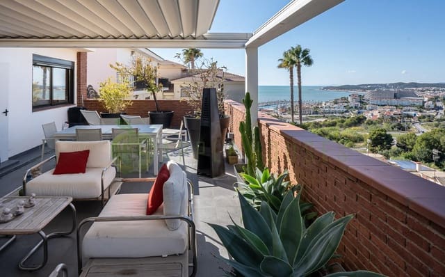 5 bedroom Villa for sale in Sitges with pool - € 1,850,000 (Ref: 8923708)