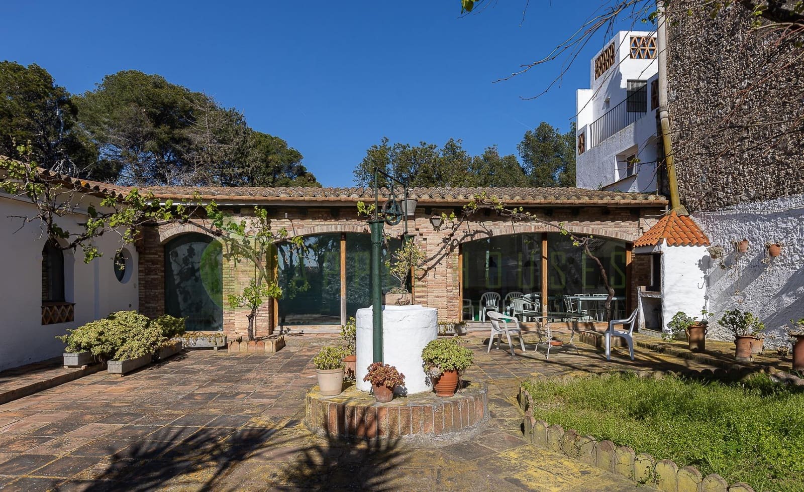 8 soveværelse Villa til salg i Vilanova i la Geltru med swimmingpool garage - € 3.700.000 (Ref: 8938672)