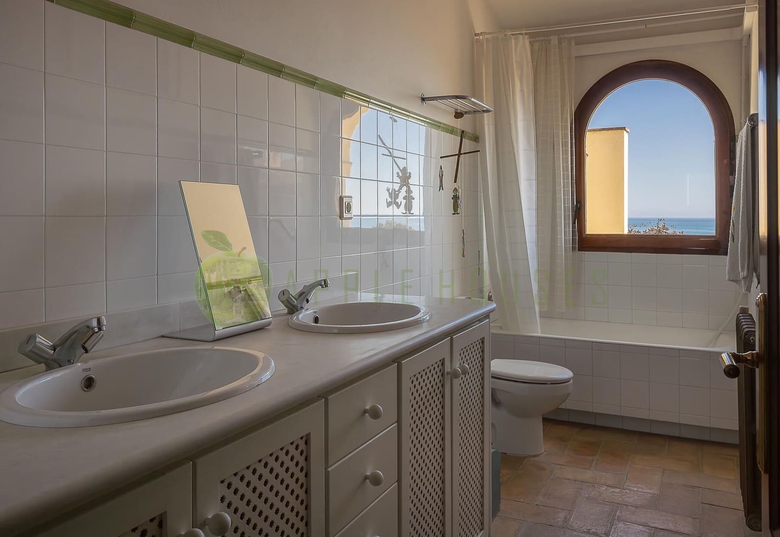 8 slaapkamer Villa te koop in Vilanova i la Geltru met zwembad garage - € 3.700.000 (Ref: 8938672)