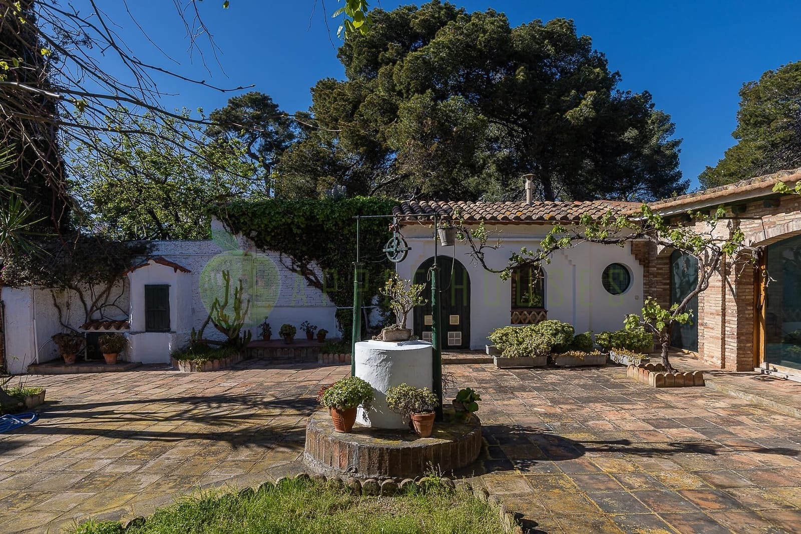 8 slaapkamer Villa te koop in Vilanova i la Geltru met zwembad garage - € 3.700.000 (Ref: 8938672)