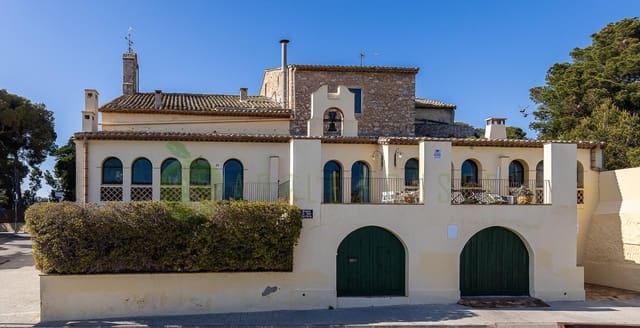 8 slaapkamer Villa te koop in Vilanova i la Geltrú met zwembad garage - € 3.400.000 (Ref: 8938672)