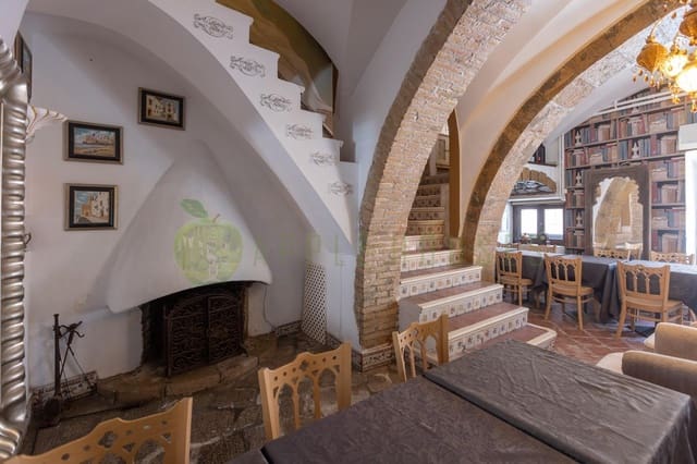 5 sovrum Villa till salu i Sitges - 1 740 000 € (Ref: 9048716)