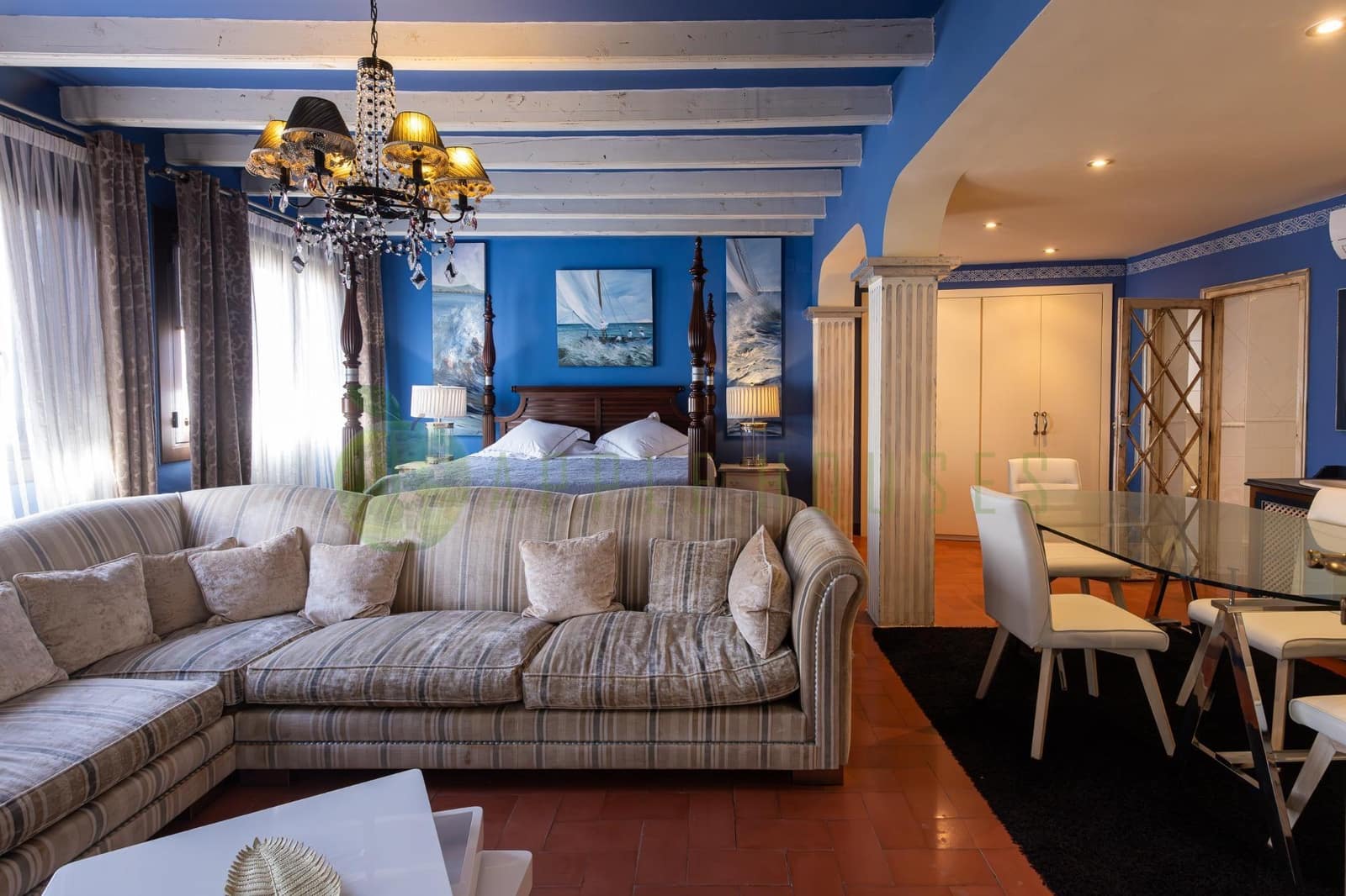 5 bedroom Villa for sale in Sitges - € 1,690,000 (Ref: 9048716)