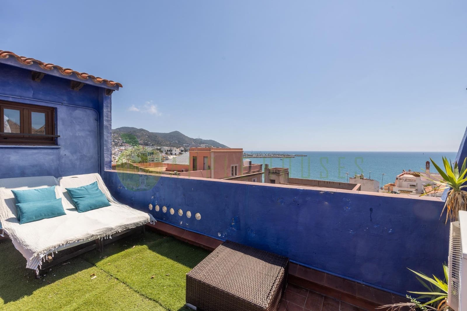 5 bedroom Villa for sale in Sitges - € 1,690,000 (Ref: 9048716)