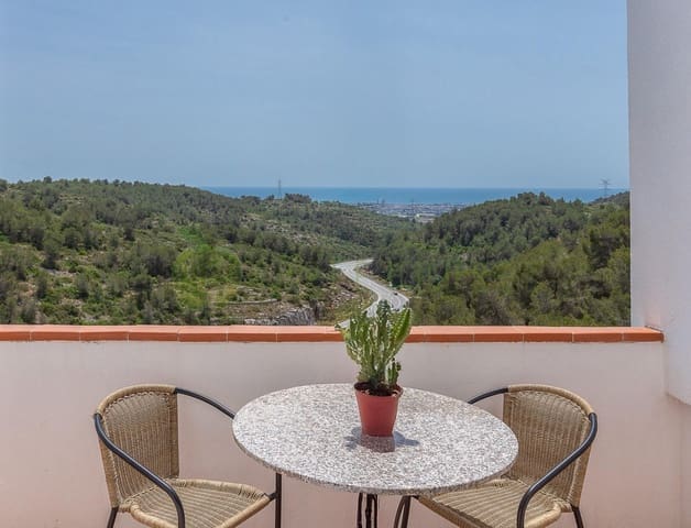 4 soverom Villa til salgs i Canyelles med svømmebasseng - € 345 000 (Ref: 9073319)