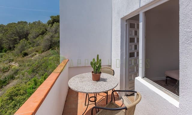 4 Zimmer Villa zu verkaufen in Canyelles mit Pool - 345.000 € (Ref: 9073319)