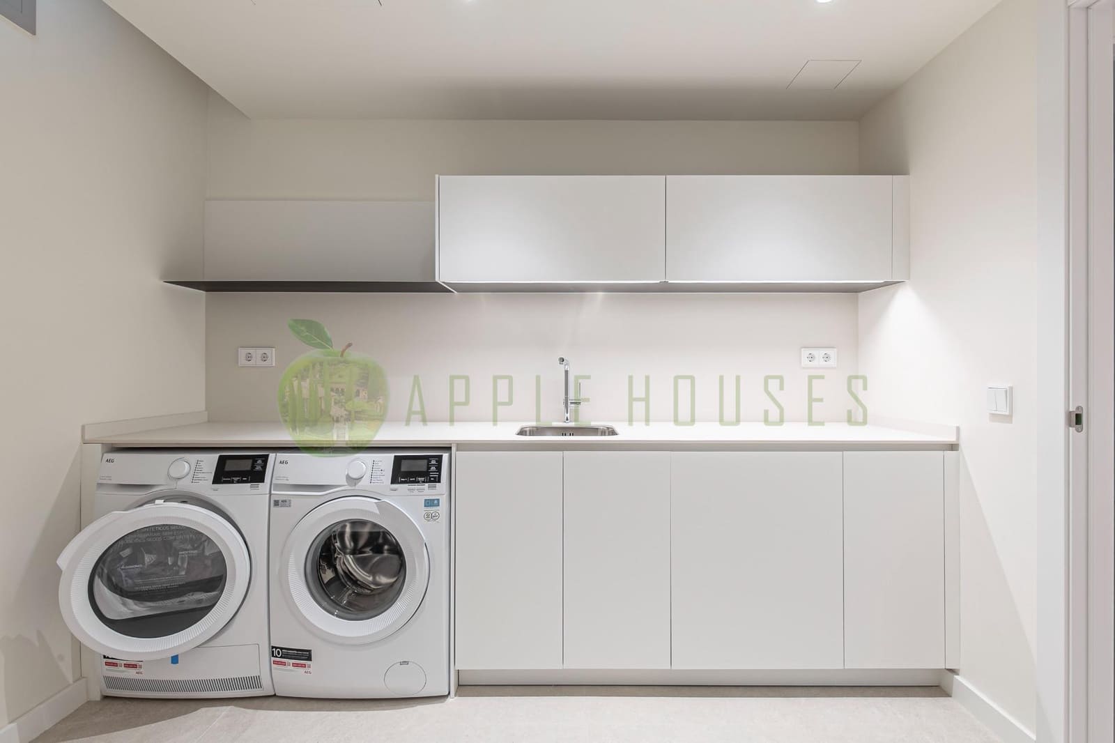 5 quarto Moradia para venda em Sitges com piscina garagem - 2 690 000 € (Ref: 9147055)