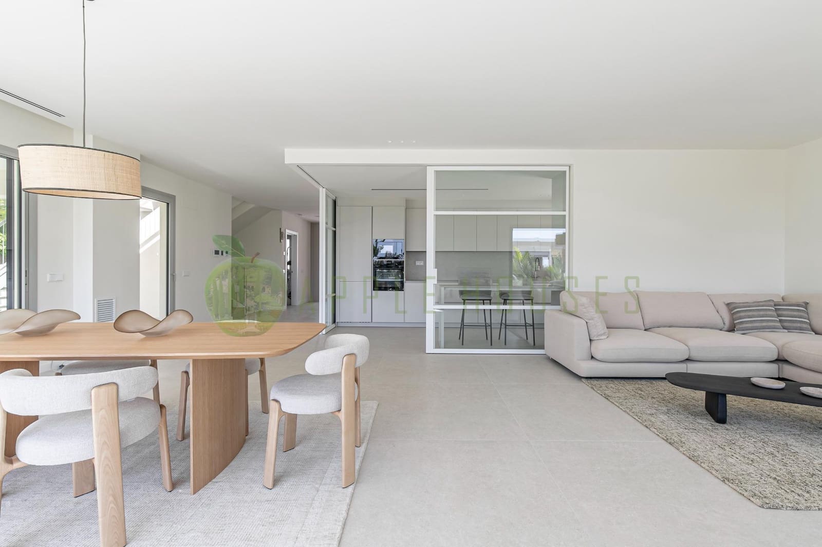 5 bedroom Villa for sale in Sitges with pool garage - € 2,690,000 (Ref: 9147055)