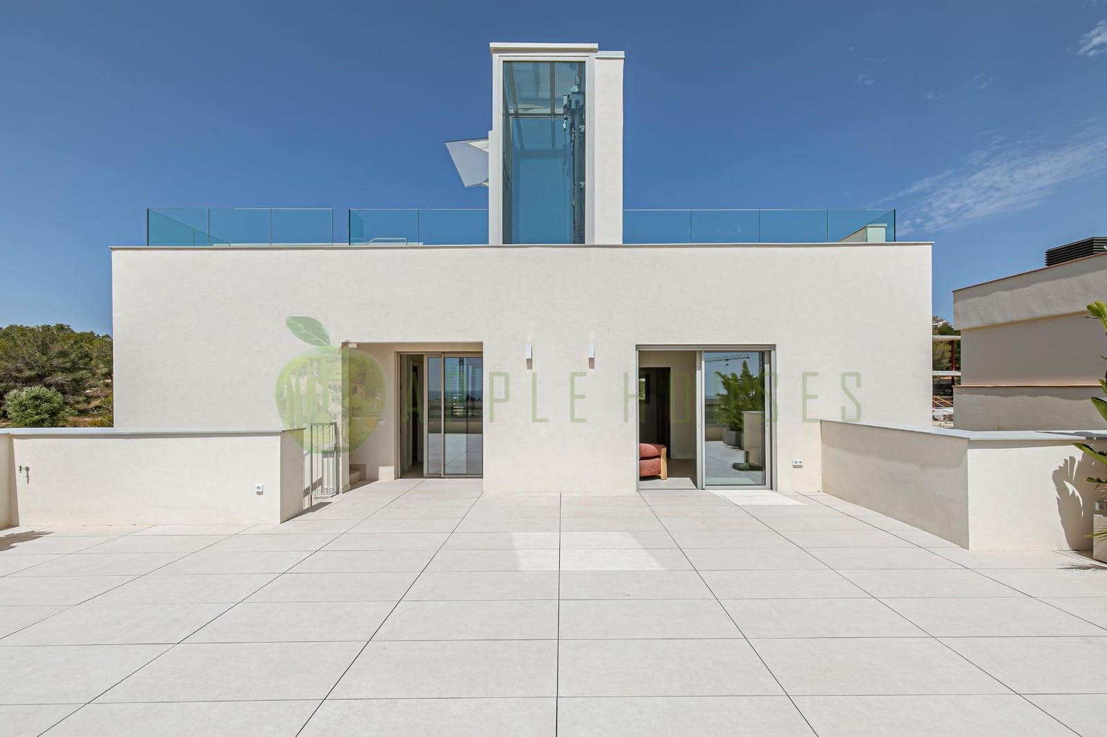 5 bedroom Villa for sale in Sitges with pool garage - € 2,690,000 (Ref: 9147055)