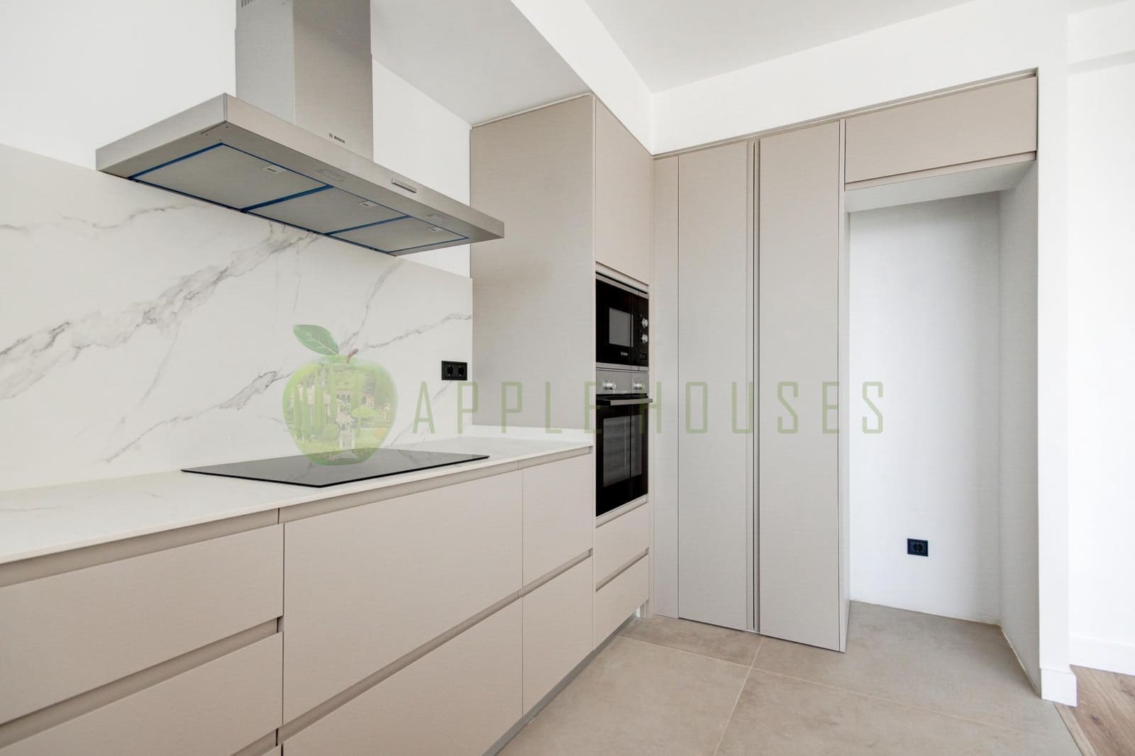 4 soverom Leilighet til salgs i Vilanova i la Geltru med garasje - € 363 000 (Ref: 9208558)