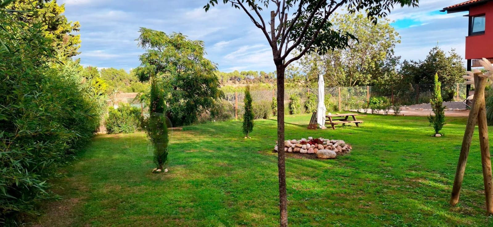 4 bedroom Villa for sale in Sant Marti Sarroca - € 786,000 (Ref: 9264475)