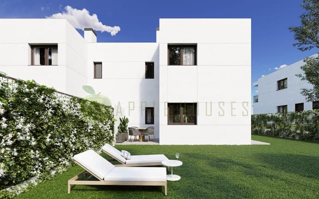 Pareado de 4 habitaciones en Calafell en venta con piscina - 430.000 € (Ref: 9296863)