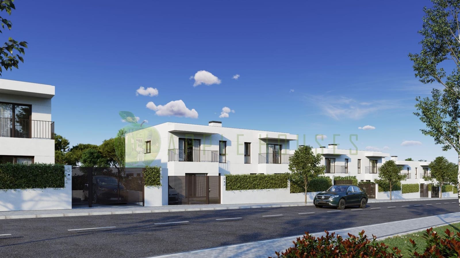 4 bedroom Semi-detached Villa for sale in Calafell with garage - € 435,000 (Ref: 9296863)