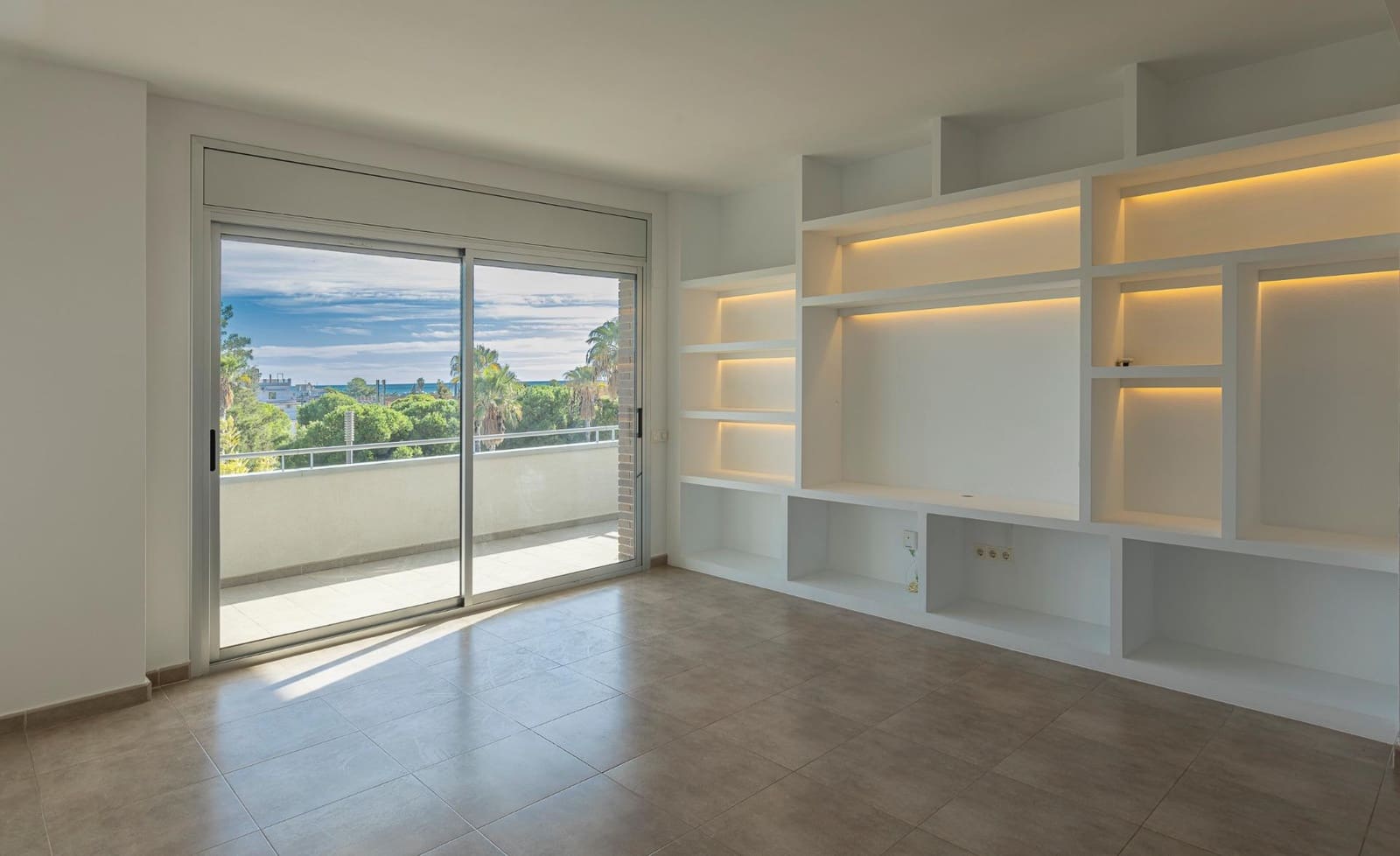 3 soveværelse Lejlighed til salg i Sitges med swimmingpool garage - € 745.000 (Ref: 9400908)