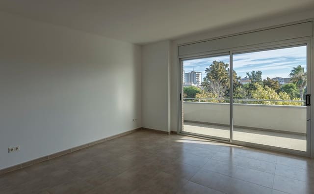 3 soverom Leilighet til salgs i Sitges med svømmebasseng garasje - € 745 000 (Ref: 9400908)