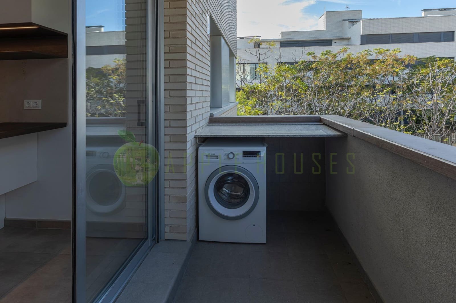 Apartamento de 3 habitaciones en Sitges en alquiler con piscina garaje - 2.100 € (Ref: 9400908)