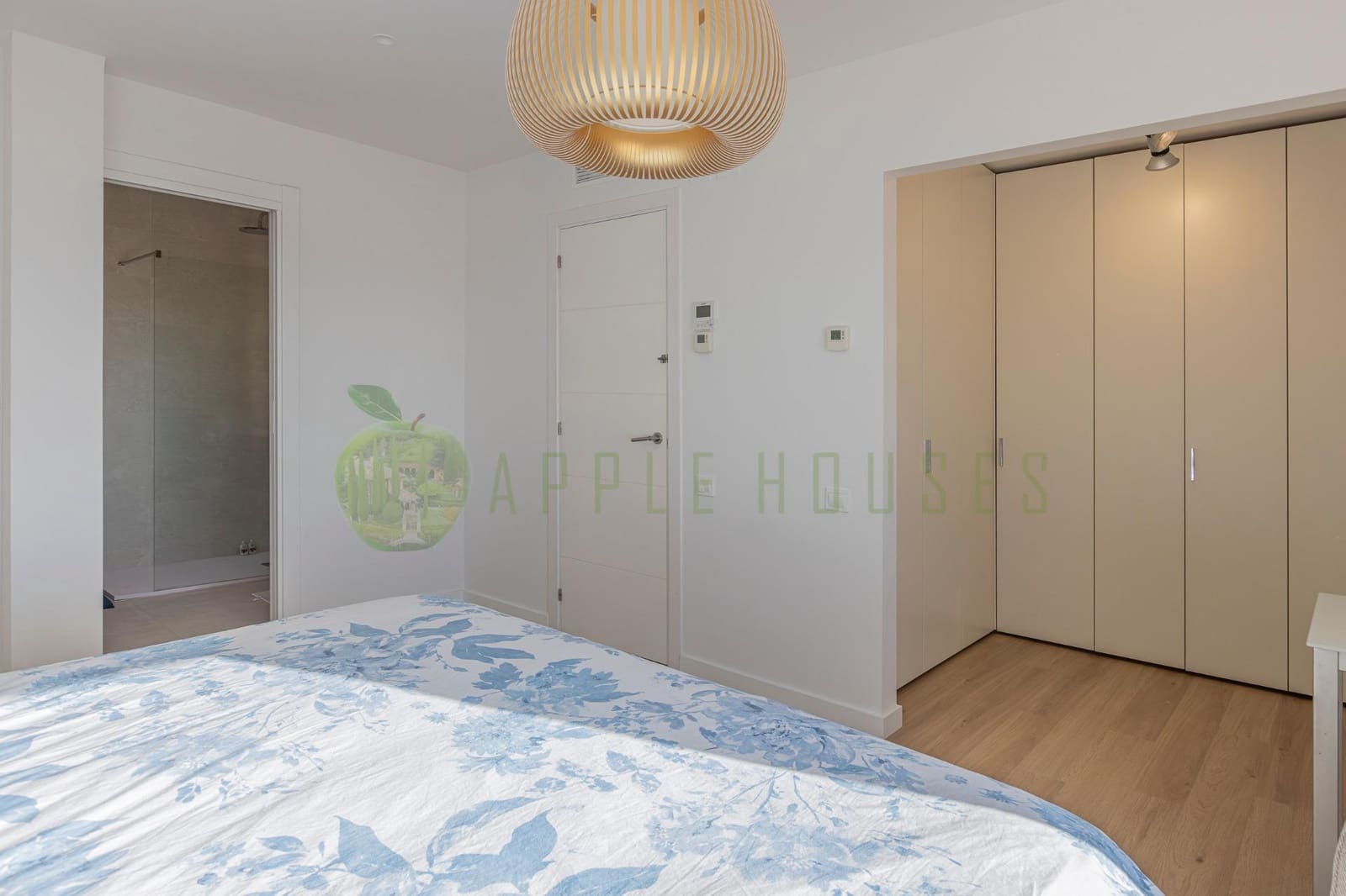 Chalet de 5 habitaciones en Sitges en venta con piscina - 1.595.000 € (Ref: 9473148)