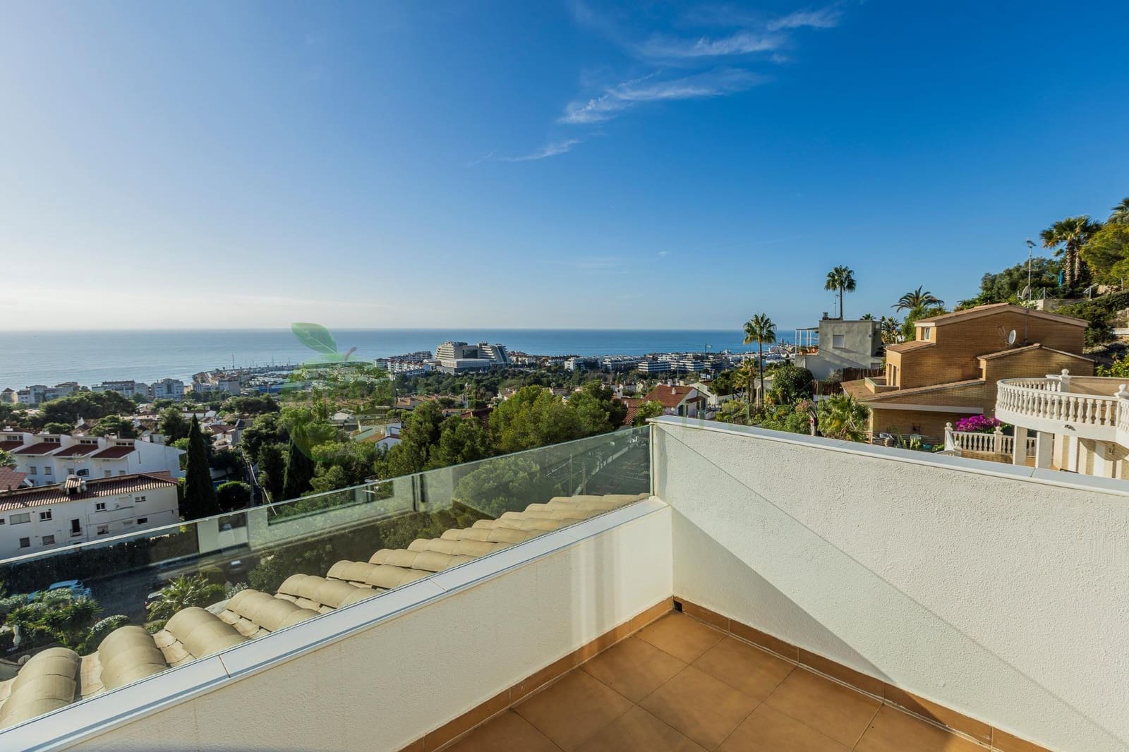 Chalet de 5 habitaciones en Sitges en venta con piscina - 1.595.000 € (Ref: 9473148)