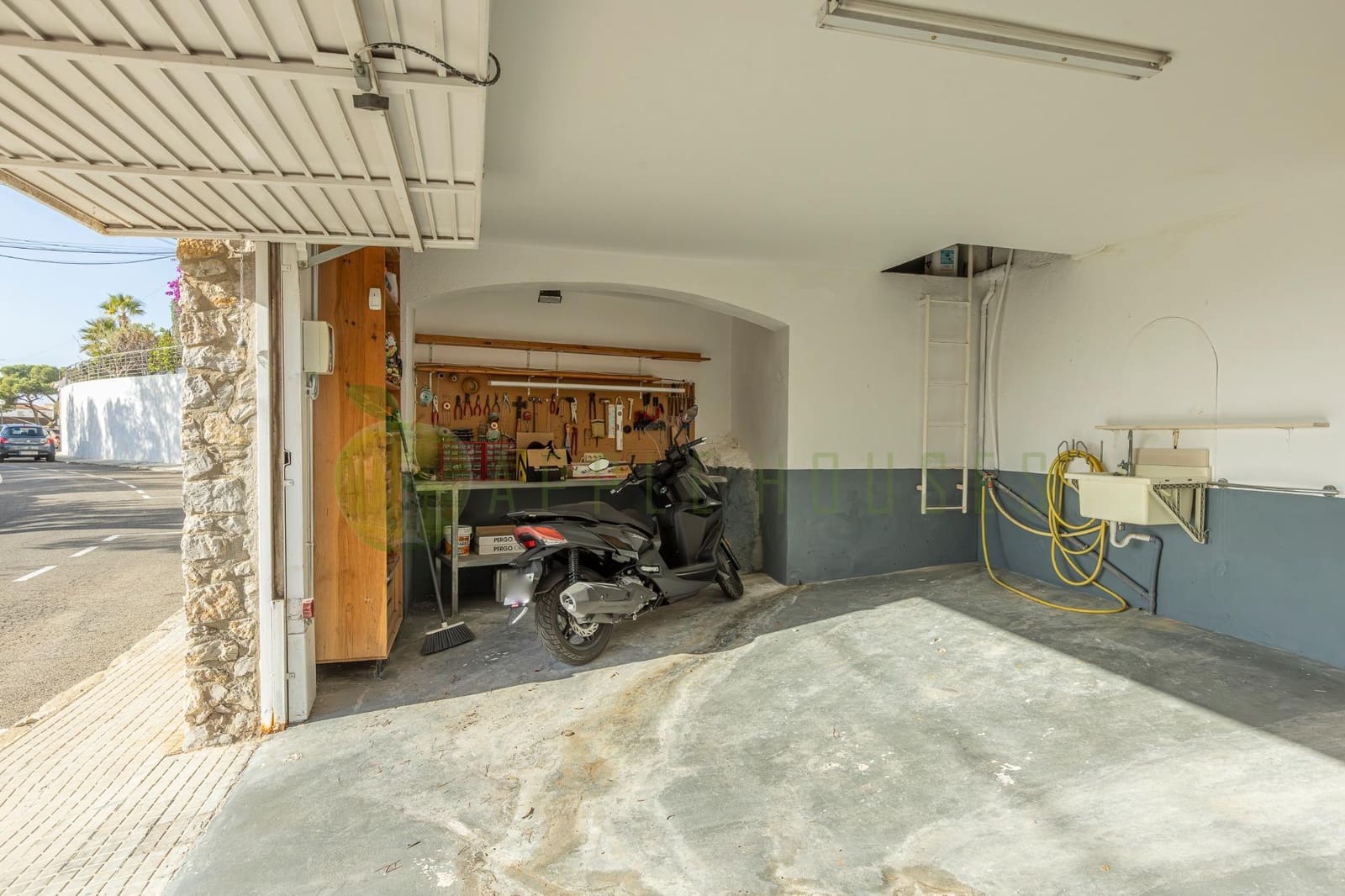 Chalet de 5 habitaciones en Sitges en venta con piscina - 1.595.000 € (Ref: 9473148)