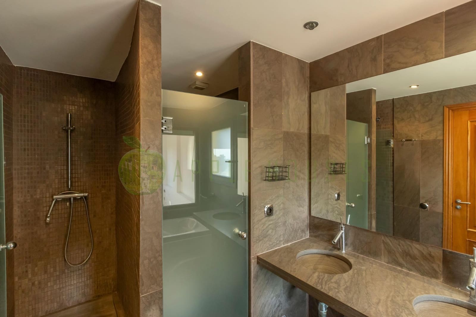 4 quarto Moradia para venda em Sitges com piscina - 950 000 € (Ref: 9474895)