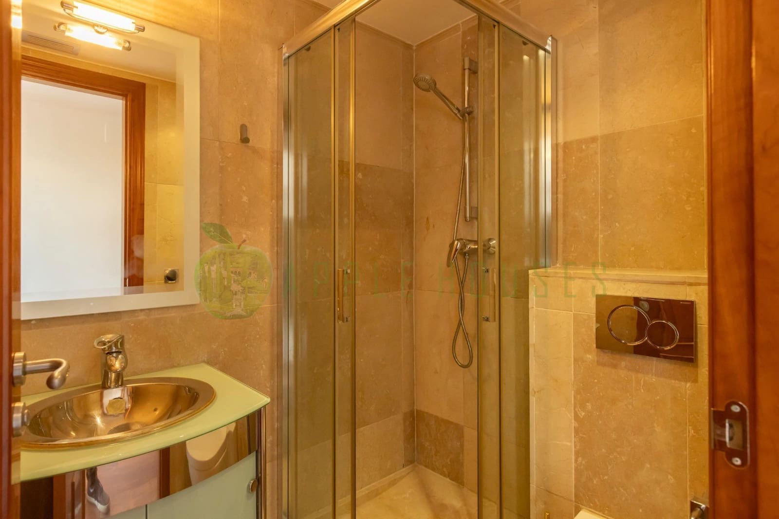 4 quarto Moradia para venda em Sitges com piscina - 950 000 € (Ref: 9474895)