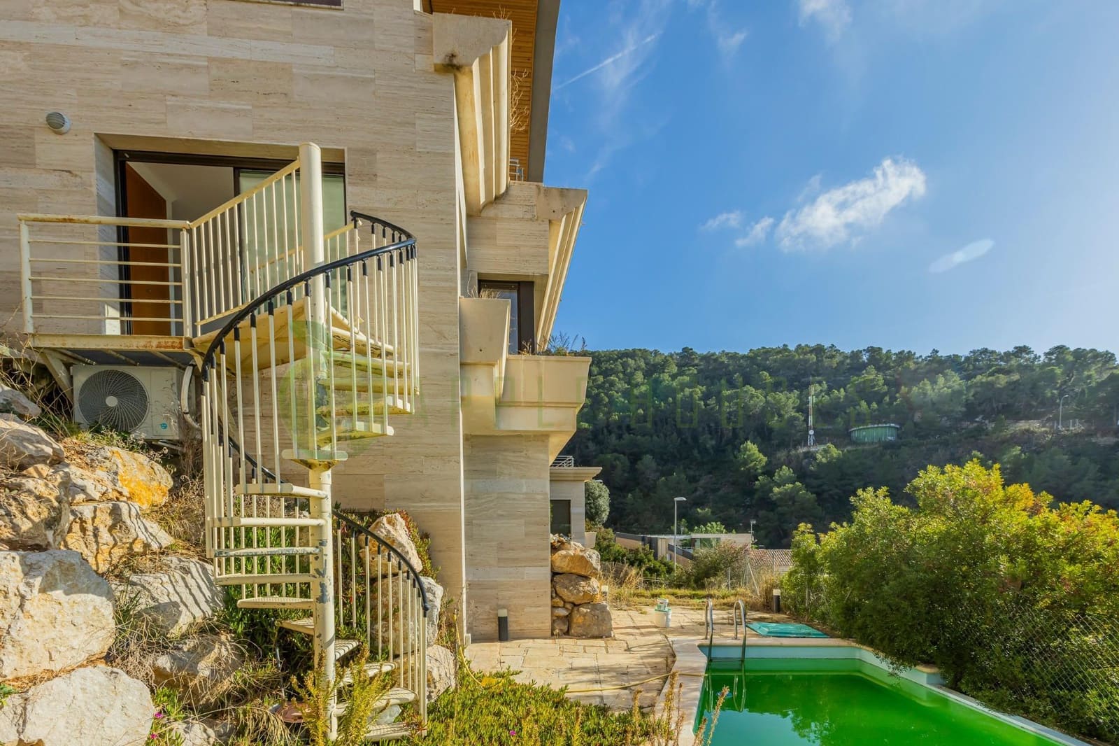 4 quarto Moradia para venda em Sitges com piscina - 950 000 € (Ref: 9474895)