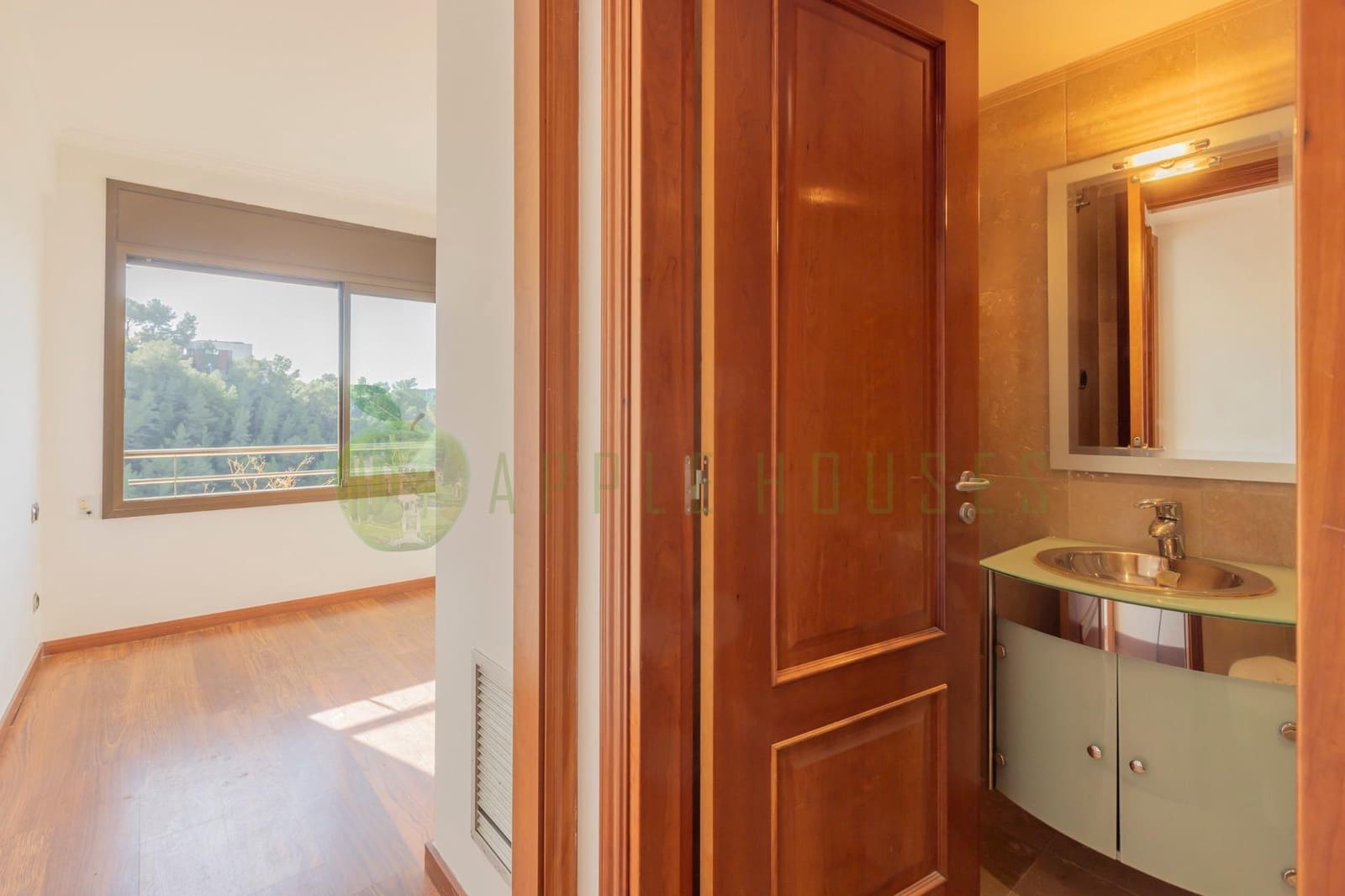 4 bedroom Villa for sale in Sitges with pool - € 930,000 (Ref: 9474895)