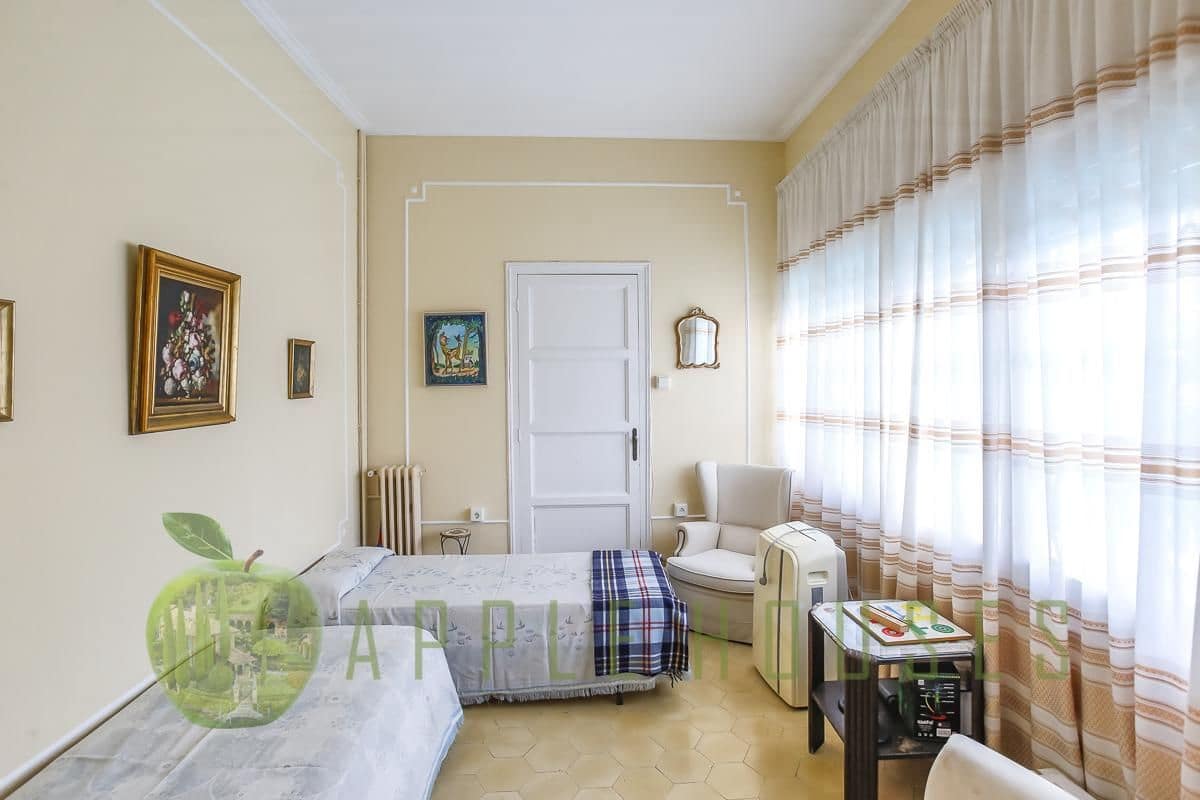 8 bedroom Villa for sale in Sitges with pool garage - € 2,900,000 (Ref: 9586478)