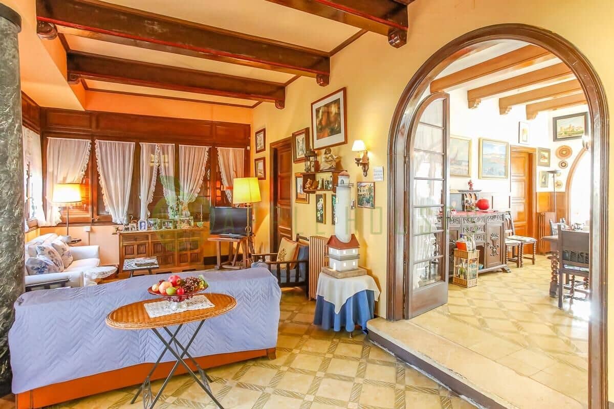 8 soveværelse Villa til salg i Sitges med swimmingpool garage - € 2.900.000 (Ref: 9741721)