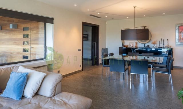 4 camera da letto Villa in vendita in Premià de Dalt con garage - 1.149.000 € (Rif: 9741722)