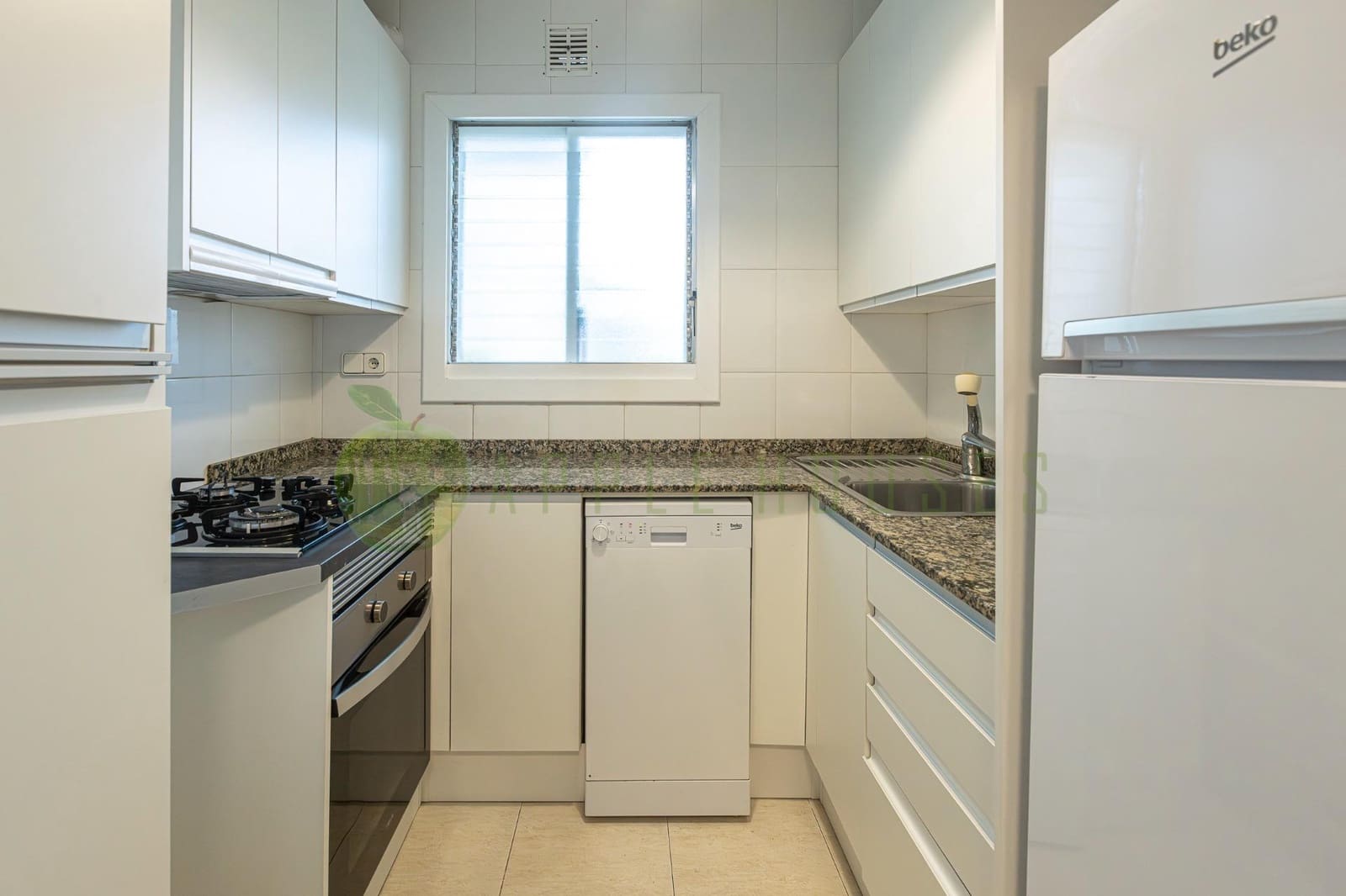 3 bedroom Flat for sale in Sitges with pool garage - € 565,000 (Ref: 9799237)