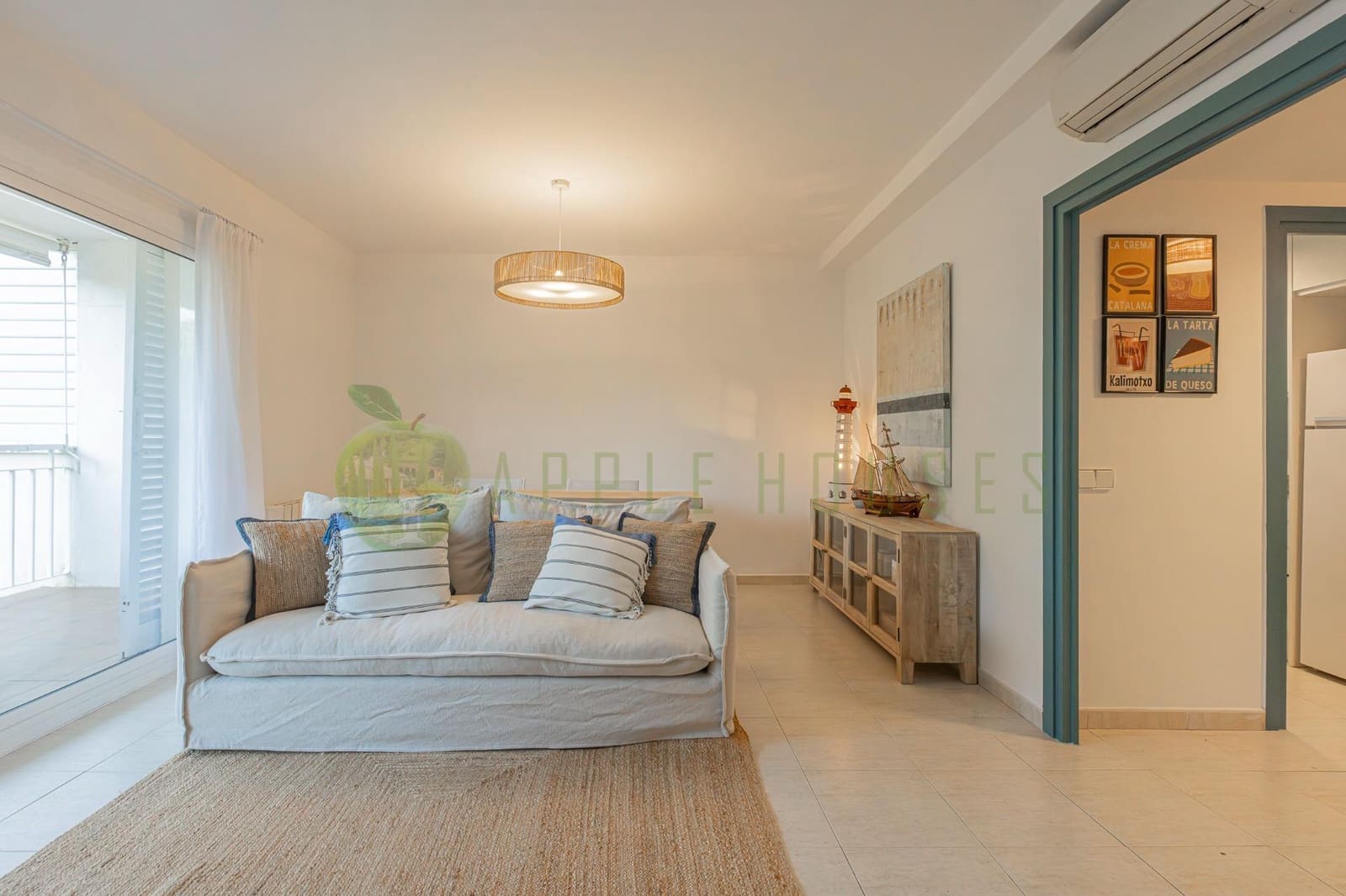 3 bedroom Flat for sale in Sitges with pool garage - € 565,000 (Ref: 9799237)