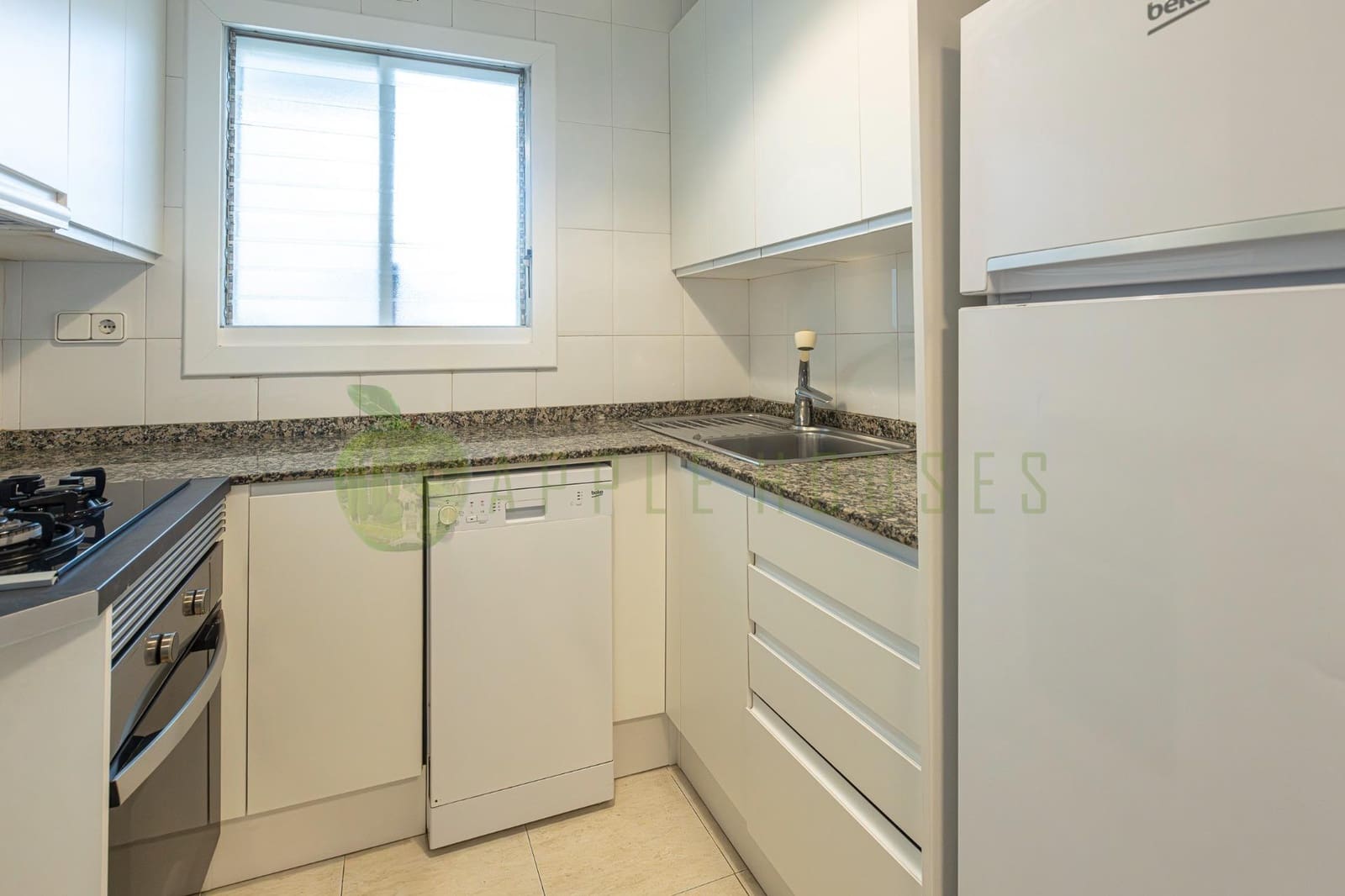 3 bedroom Flat for sale in Sitges with pool garage - € 565,000 (Ref: 9799237)