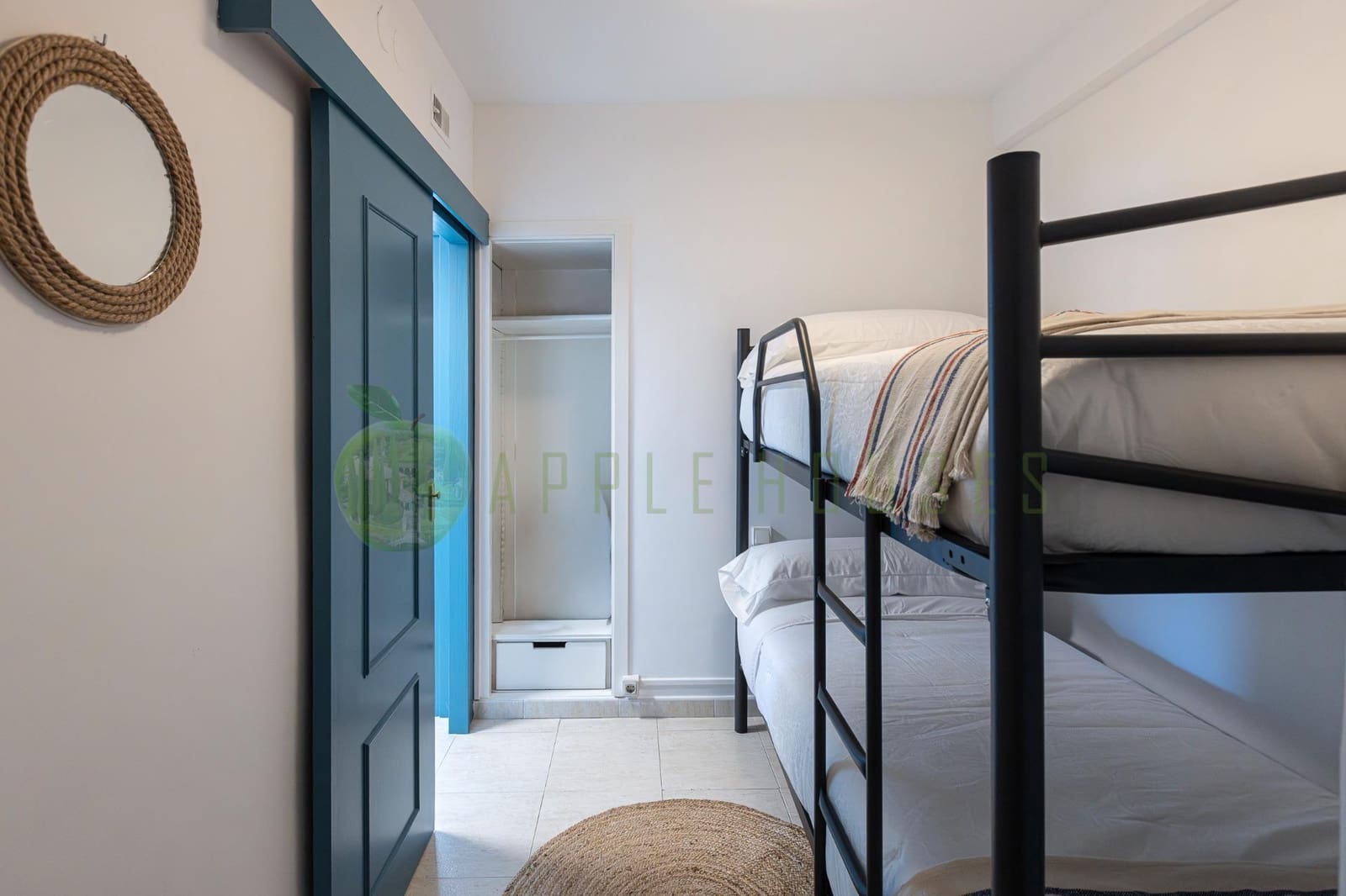 3 bedroom Flat for sale in Sitges with pool garage - € 565,000 (Ref: 9799237)