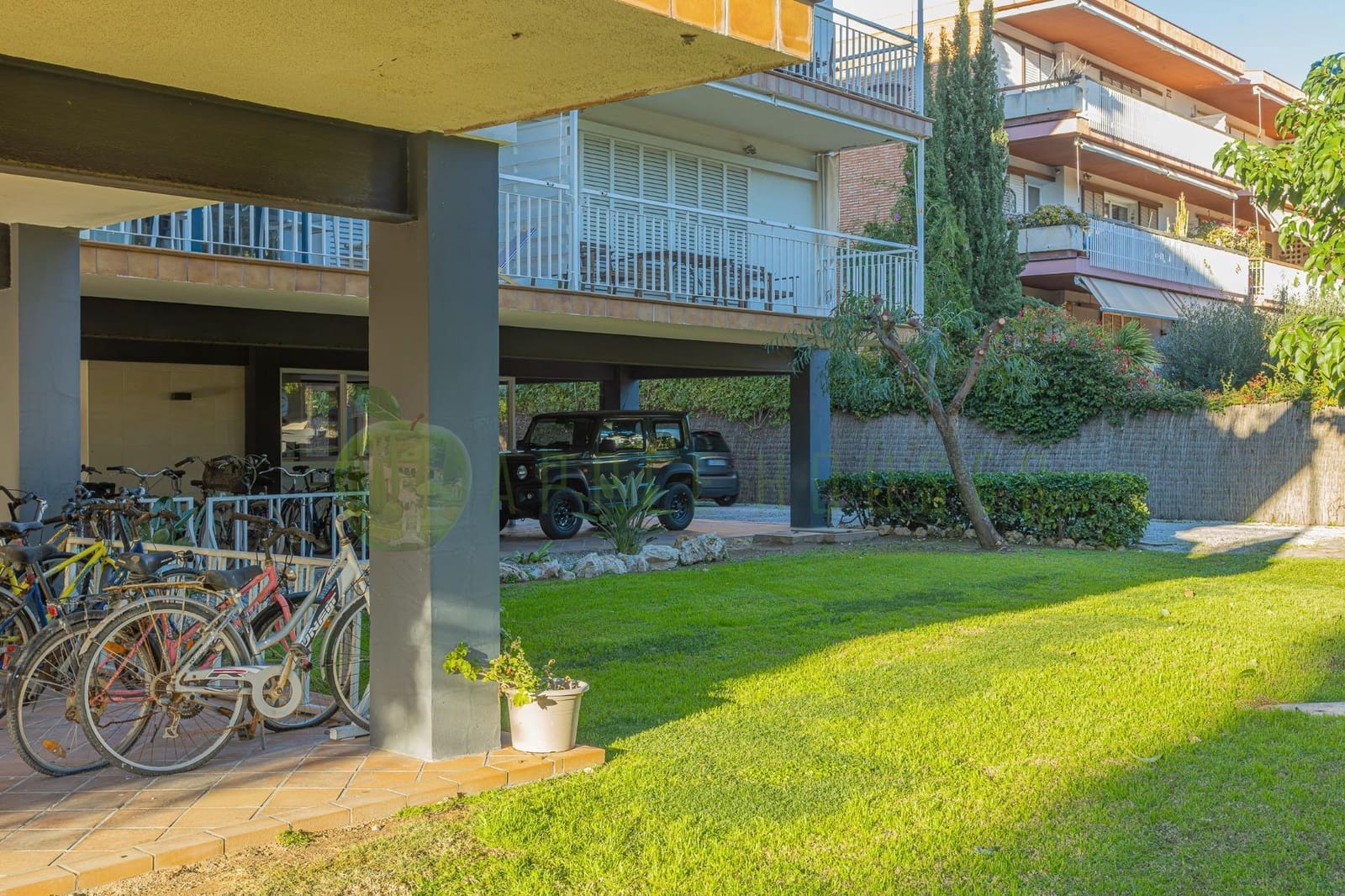 3 bedroom Flat for sale in Sitges with pool garage - € 565,000 (Ref: 9799237)
