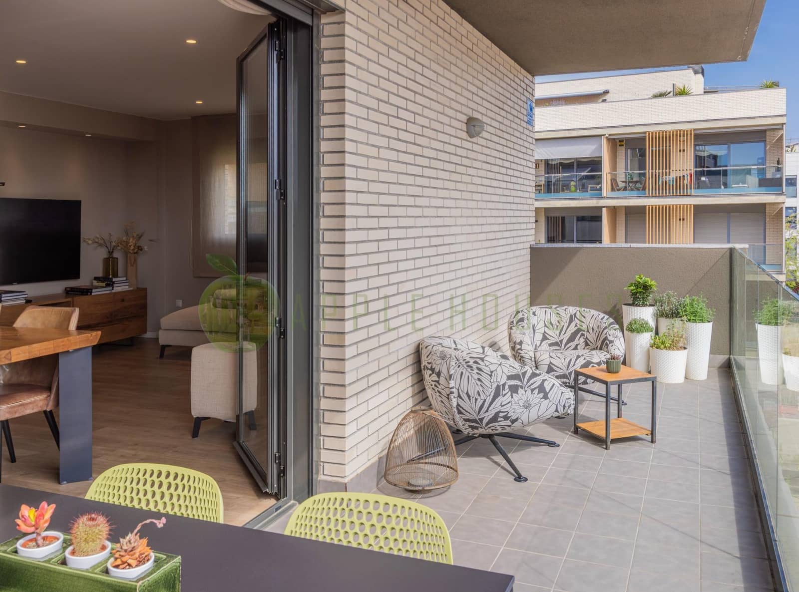 4 bedroom Penthouse for sale in Sitges with pool garage - € 1,270,000 (Ref: 9820487)