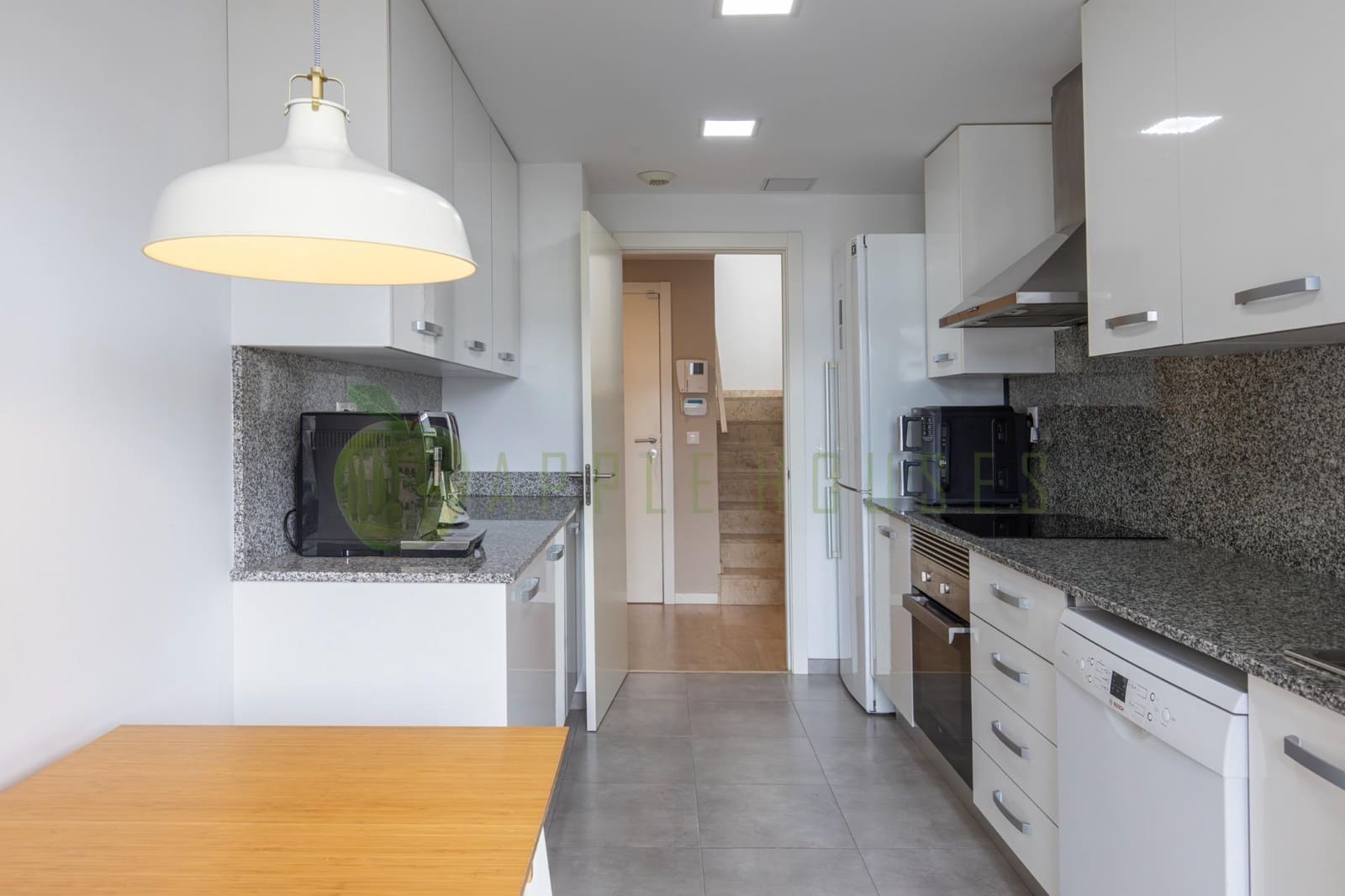 4 bedroom Penthouse for sale in Sitges with pool garage - € 1,270,000 (Ref: 9820487)