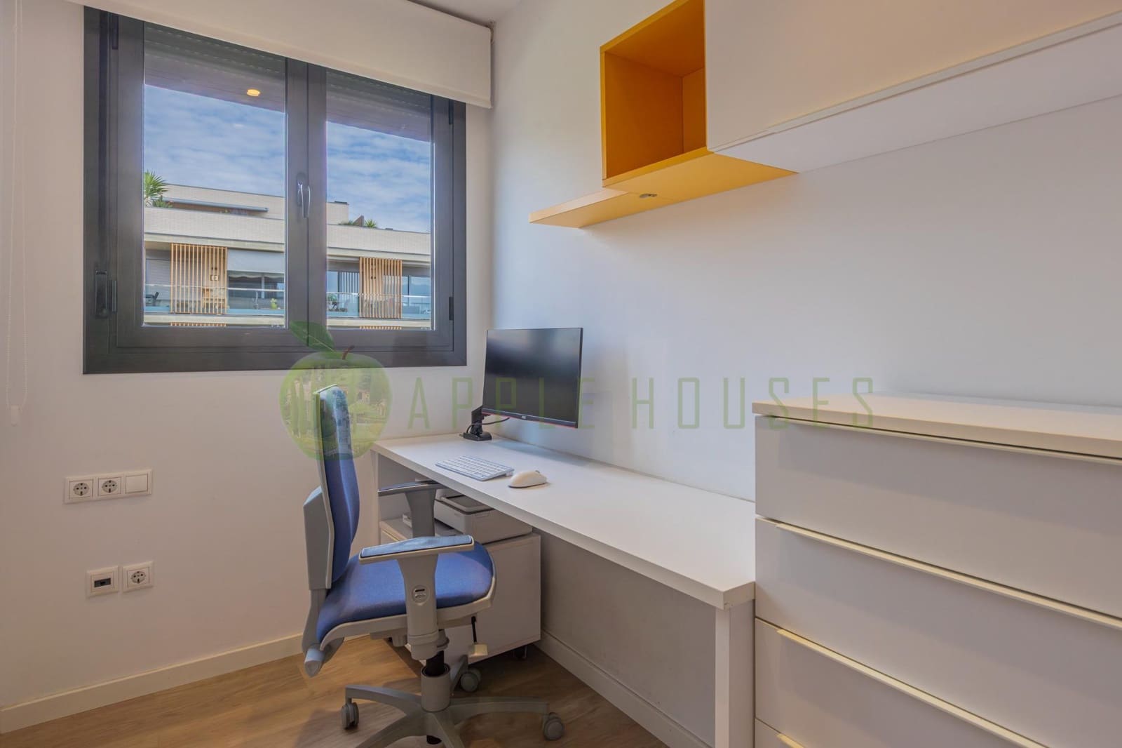 4 bedroom Penthouse for sale in Sitges with pool garage - € 1,270,000 (Ref: 9820487)