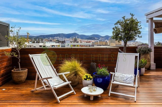 4 soverom Penthouse til salgs i Sitges med svømmebasseng garasje - € 1 270 000 (Ref: 9820487)