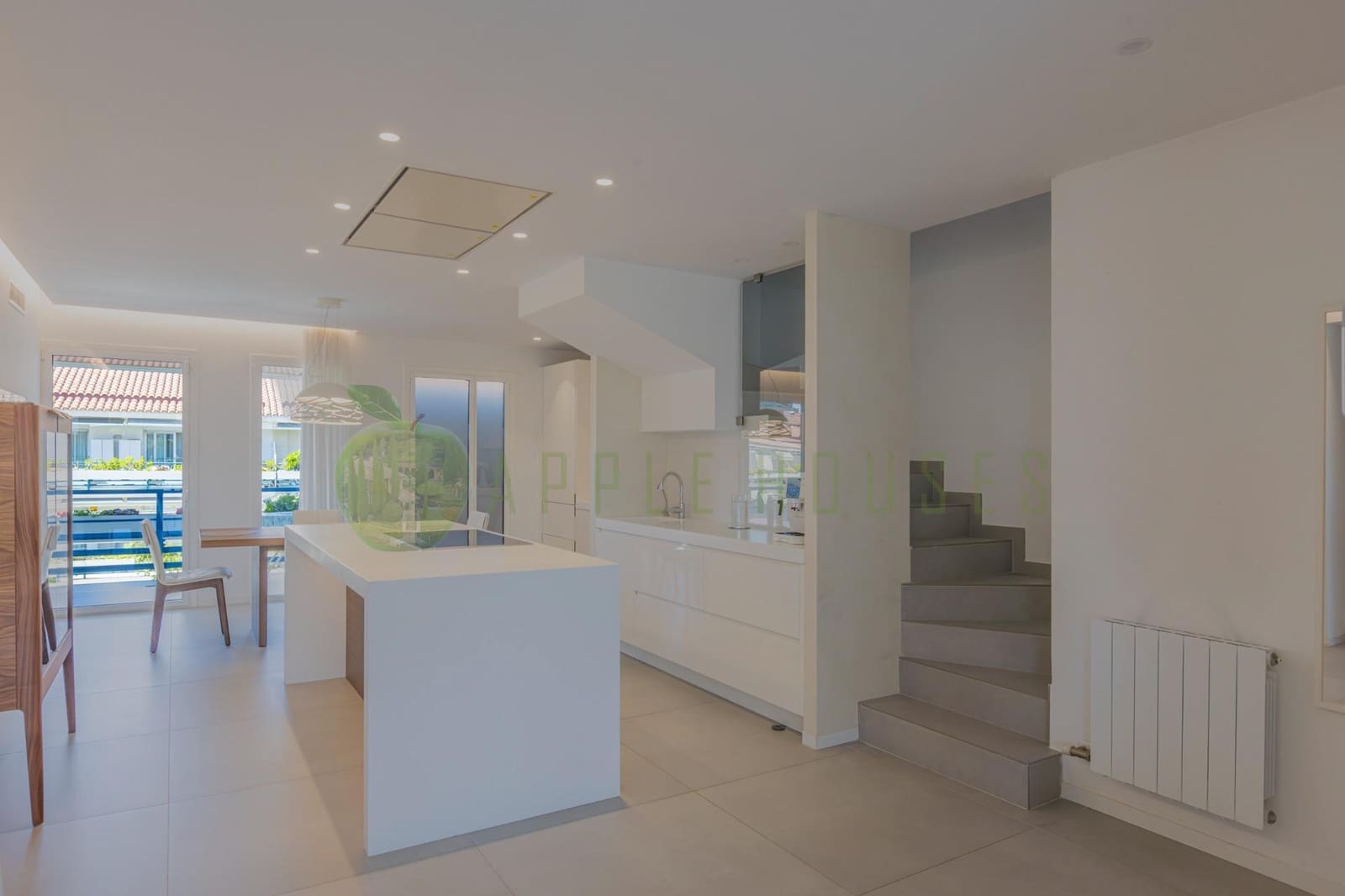 3 soverom Penthouse til salgs i Sitges med svømmebasseng garasje - € 2 150 000 (Ref: 9825235)