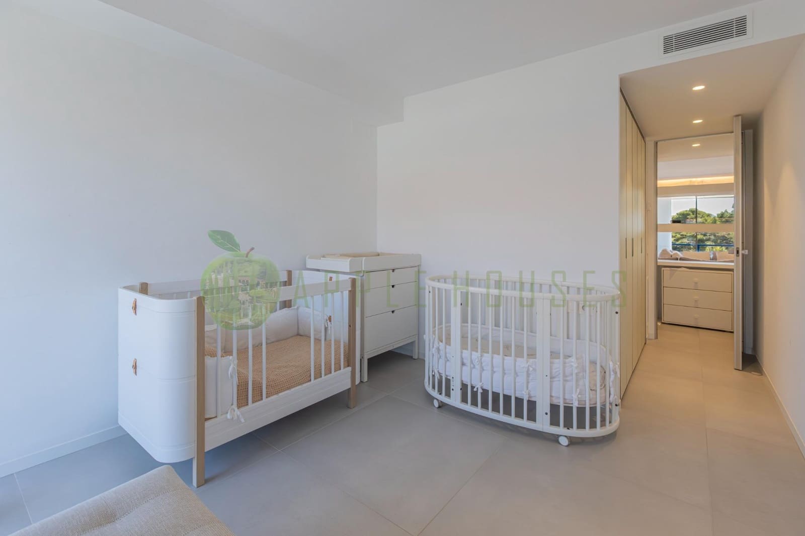 3 soverom Penthouse til salgs i Sitges med svømmebasseng garasje - € 2 150 000 (Ref: 9825235)