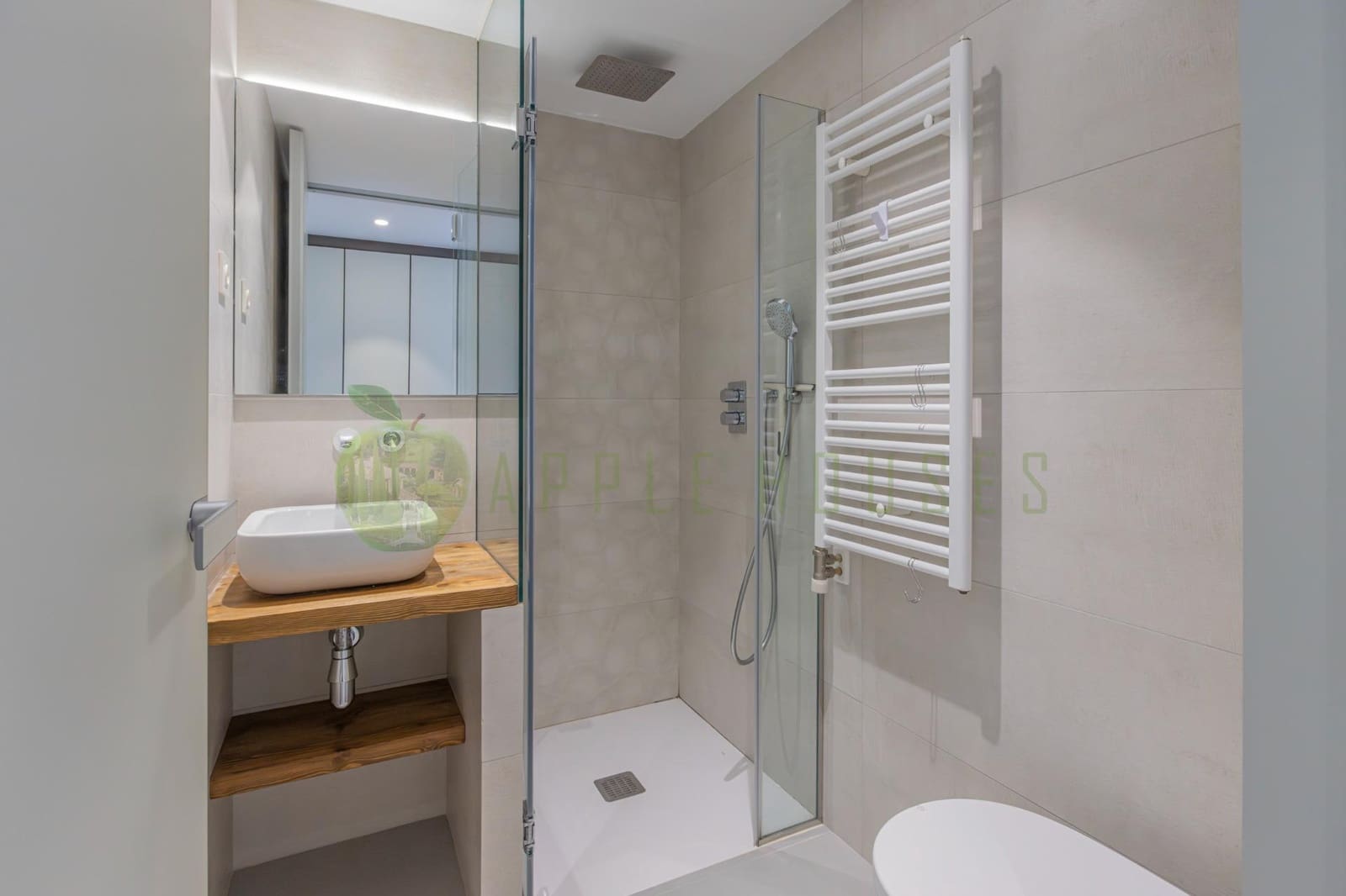 3 soverom Penthouse til salgs i Sitges med svømmebasseng garasje - € 2 150 000 (Ref: 9825235)