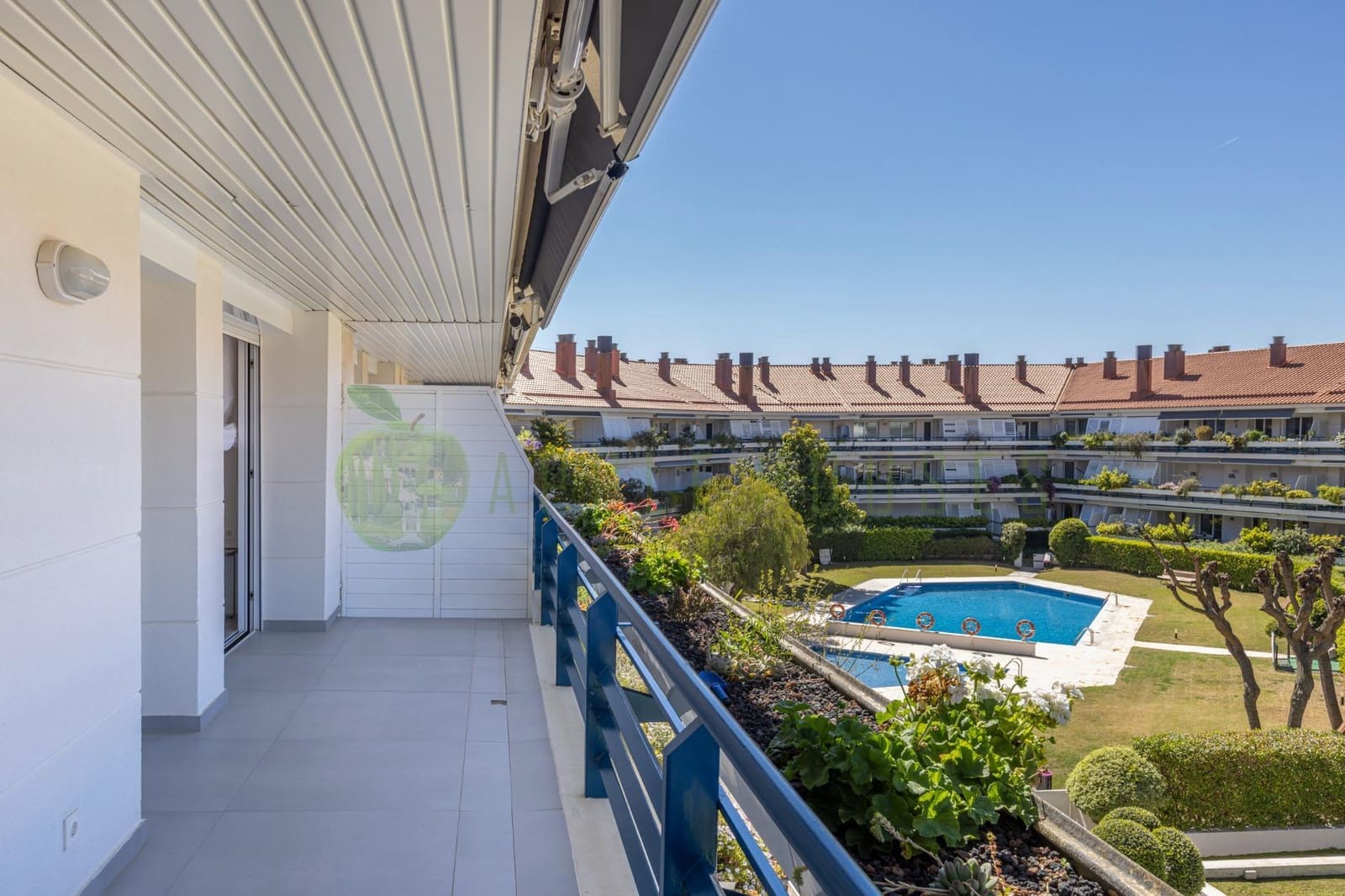 3 soverom Penthouse til salgs i Sitges med svømmebasseng garasje - € 2 150 000 (Ref: 9825235)