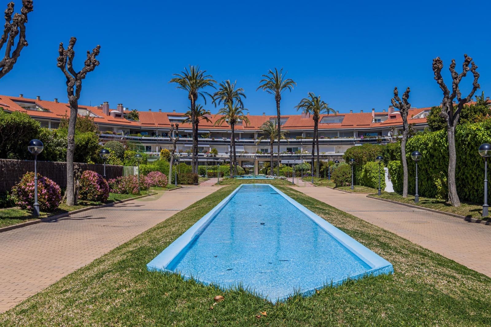 3 soverom Penthouse til salgs i Sitges med svømmebasseng garasje - € 2 150 000 (Ref: 9825235)