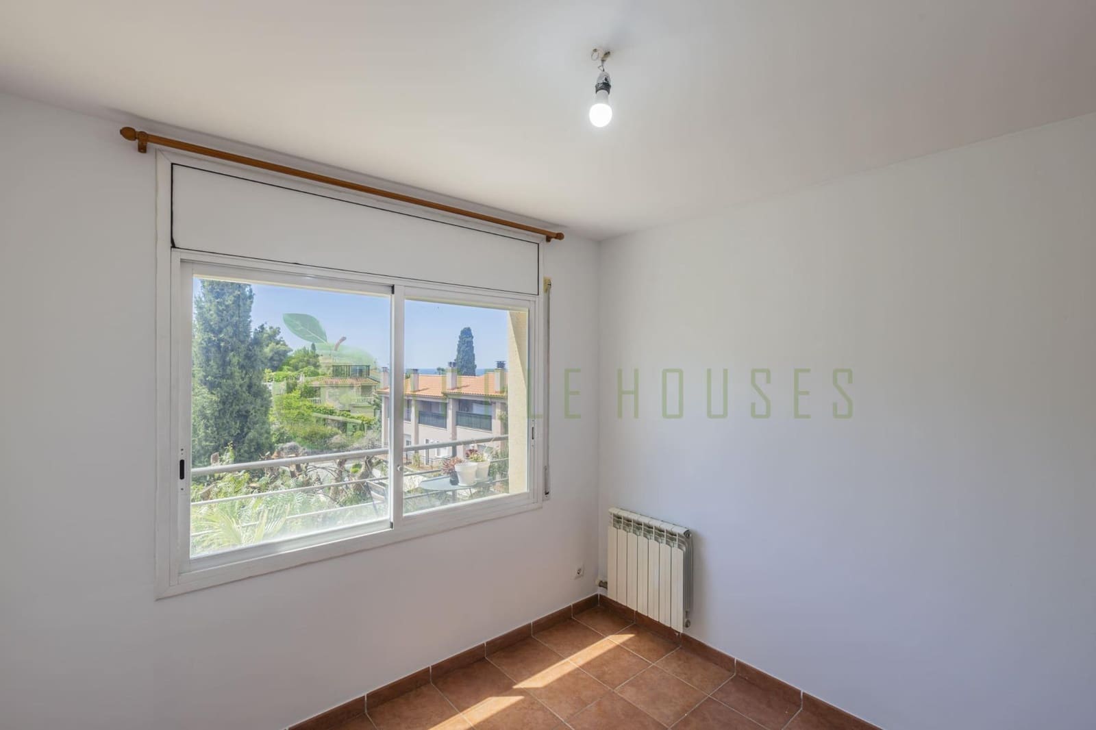 4 bedroom Terraced Villa for sale in Sitges with pool garage - € 645,000 (Ref: 9849342)
