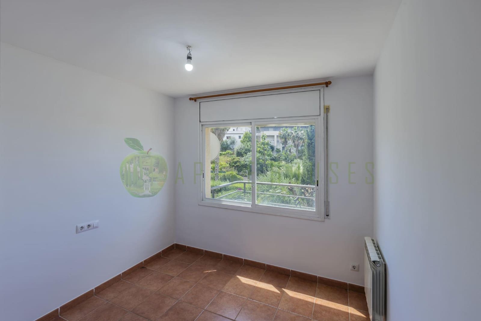 4 bedroom Terraced Villa for sale in Sitges with pool garage - € 645,000 (Ref: 9849342)